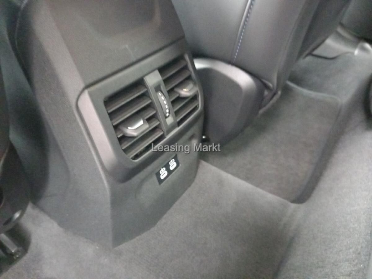 BMW 123 xDrive M Sport / NP= 56.870,- / Memory Sitz