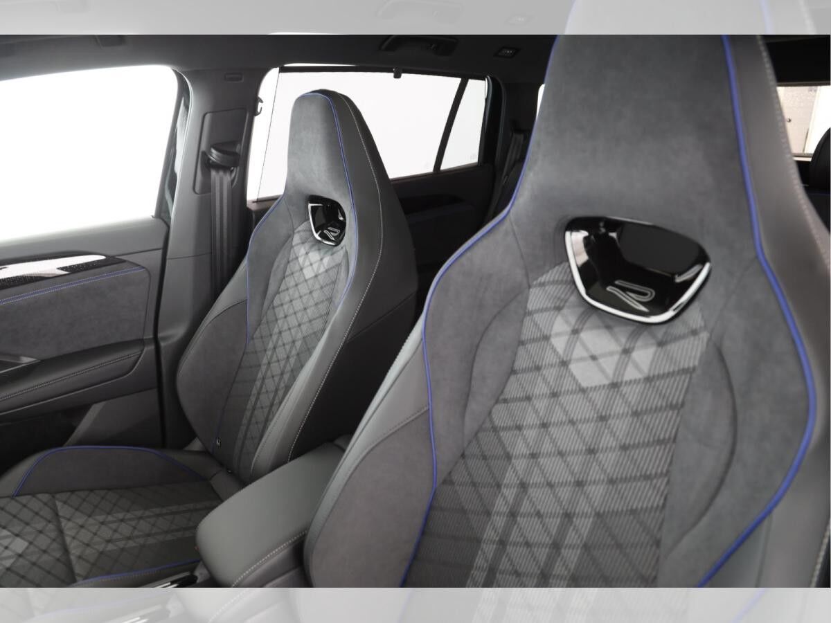 Volkswagen Tayron 2.0 TDI DSG 4MOTION R-Line | PANO |