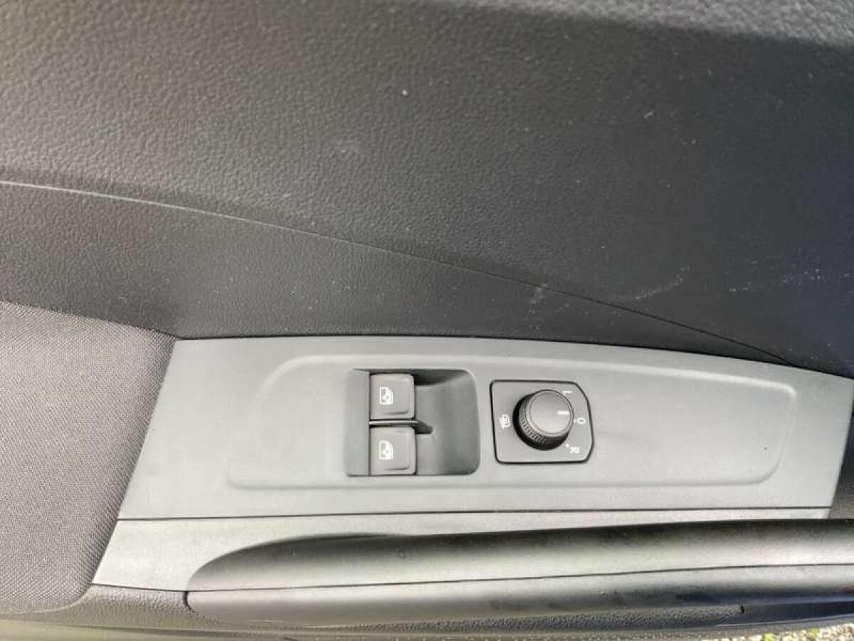 Skoda Fabia FABIA ESSENCE