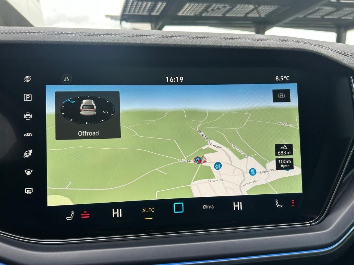 Volkswagen Touareg 3.0 TDI DSG 4Motion R-Line MATRIX AHK PANO