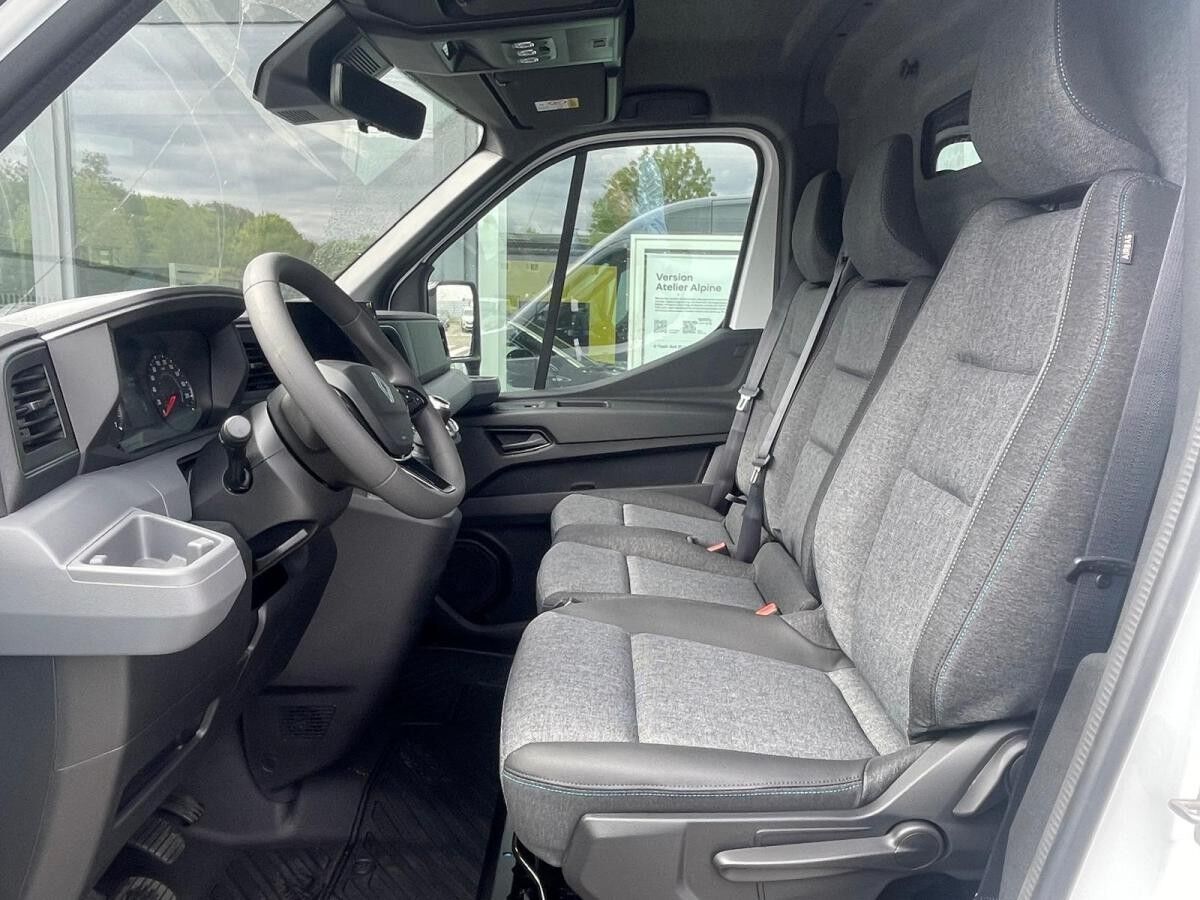 Renault Master FWD Kasten extra L2H2 3,5t Blue dCi 150 Euro6e