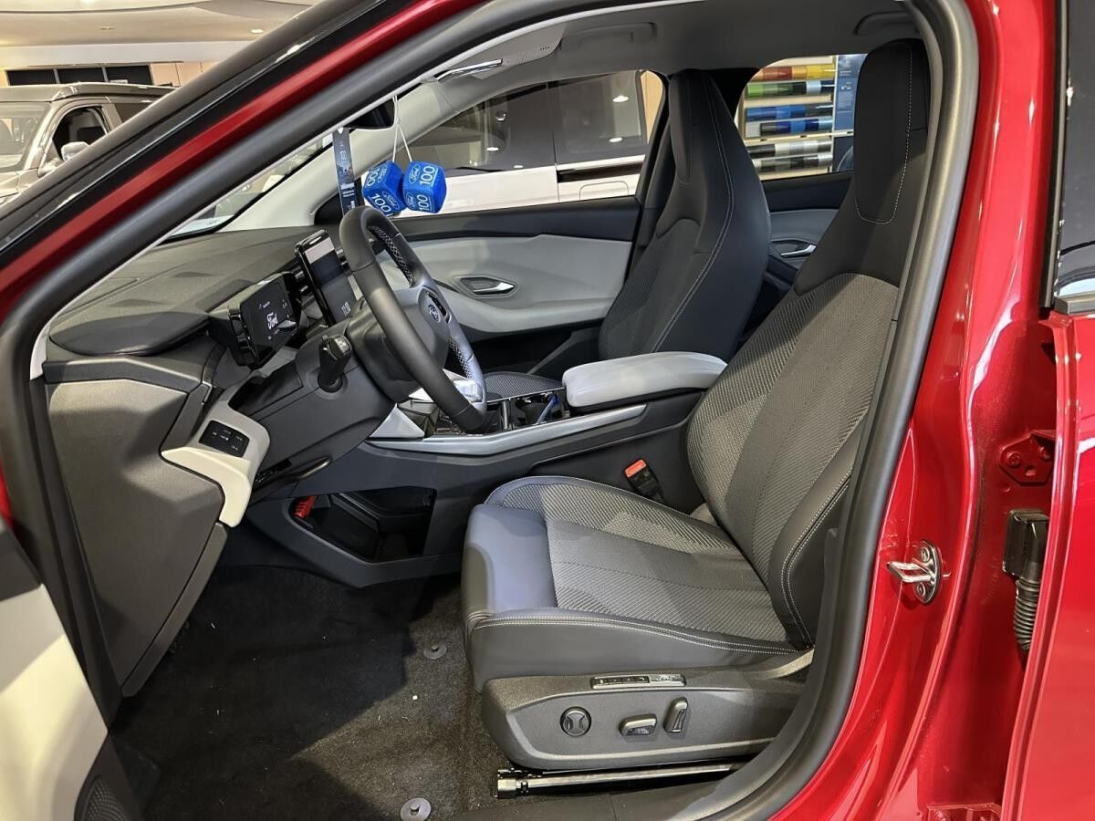 Ford Explorer 77kwh 286PS 360-KAMERA HEAD-UP