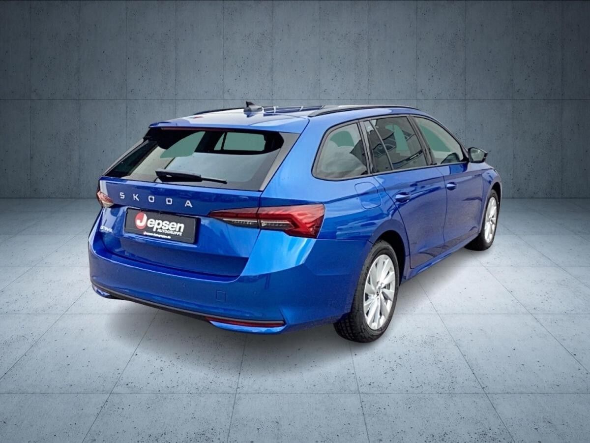 Skoda Octavia Combi Selection 1.5 TSI DSG AHK/MATRIX