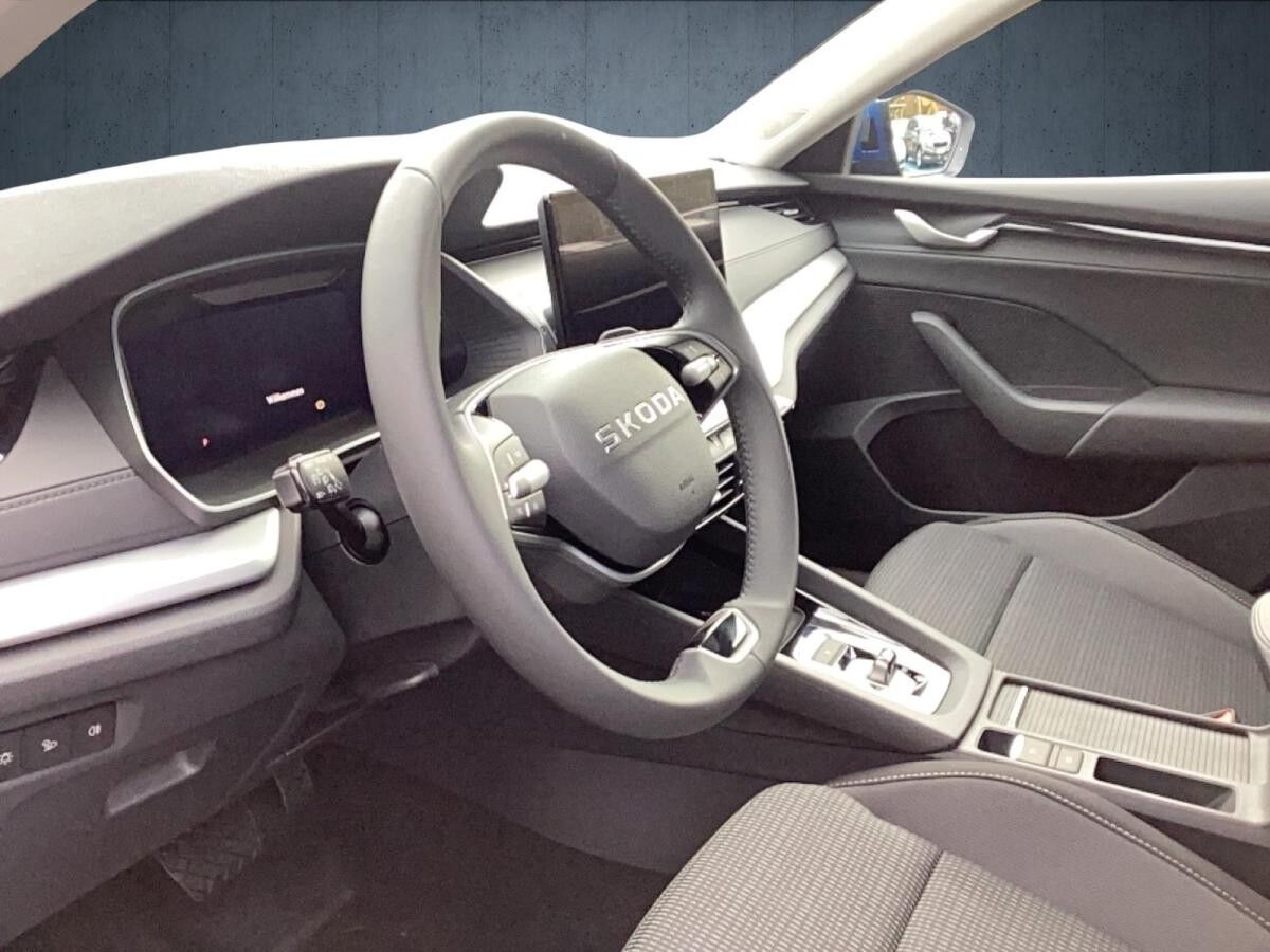 Skoda Octavia Combi Selection 1.5 TSI DSG AHK/MATRIX