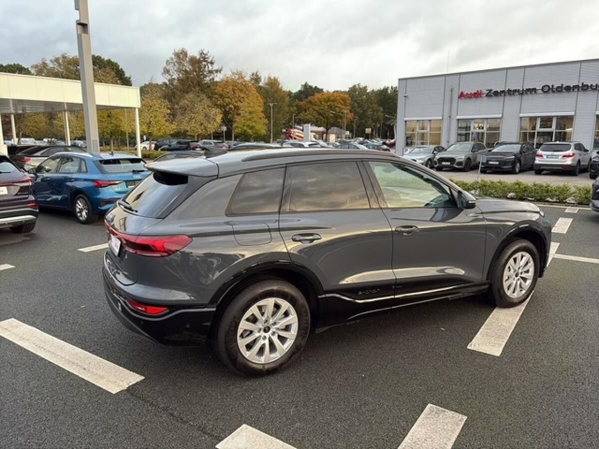 Audi Q6 e-tron TECH+MATRIX LED