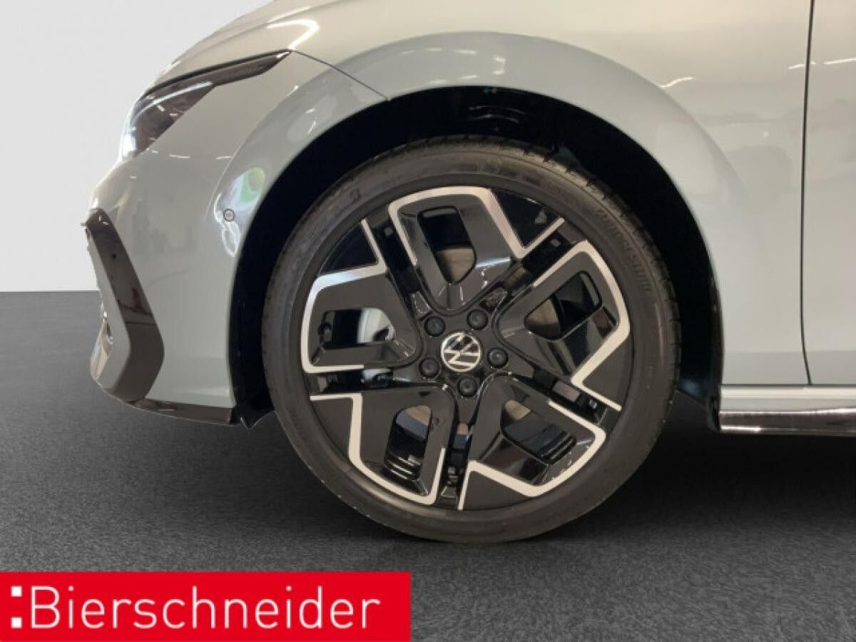 Volkswagen Golf R-Line 1.5 eTSI DSG *AHK/PANO/STHZG/WR*