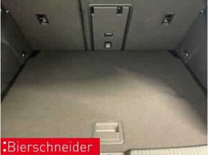 Volkswagen Golf R-Line 1.5 eTSI DSG *AHK/PANO/STHZG/WR*