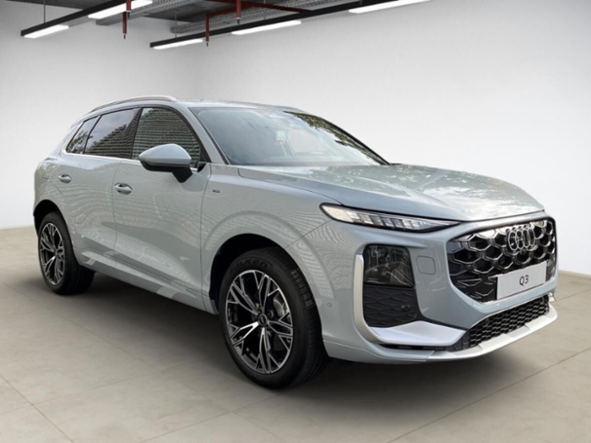 Audi Q3 SUV e-hybrid S tronic KLIMA LED NAVI L Audi Q3 SUV e-hybrid S tronic KLIMA LED NAVI L