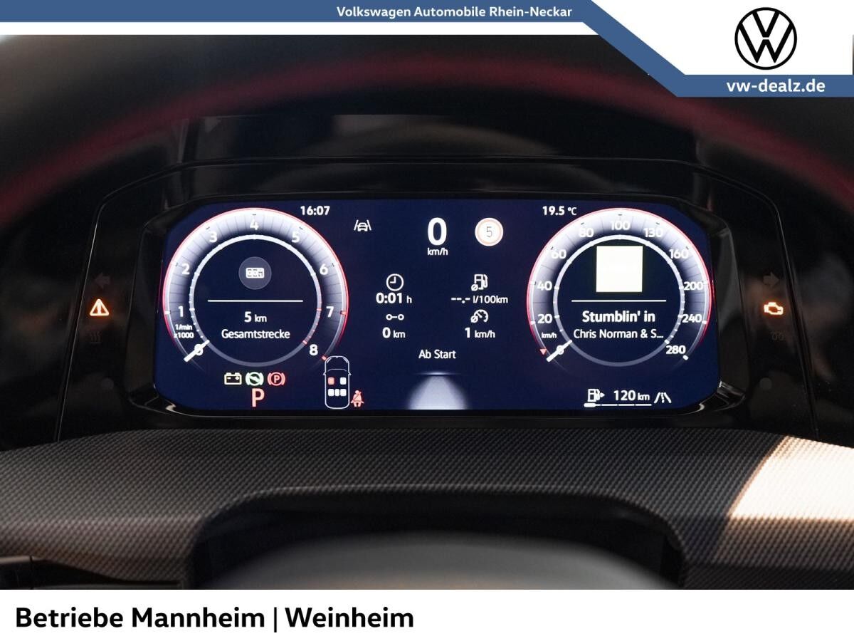 Volkswagen Golf GTI 2,0 l TSI DSG NAVI HeadUp ALU 19" LED