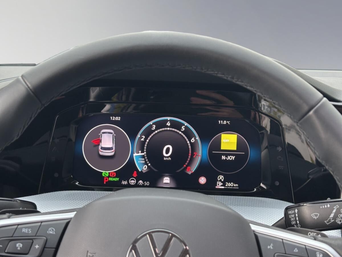 Volkswagen Golf VIII