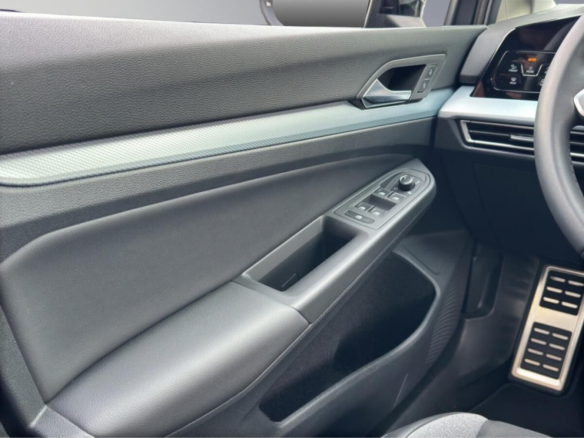 Volkswagen Golf VIII