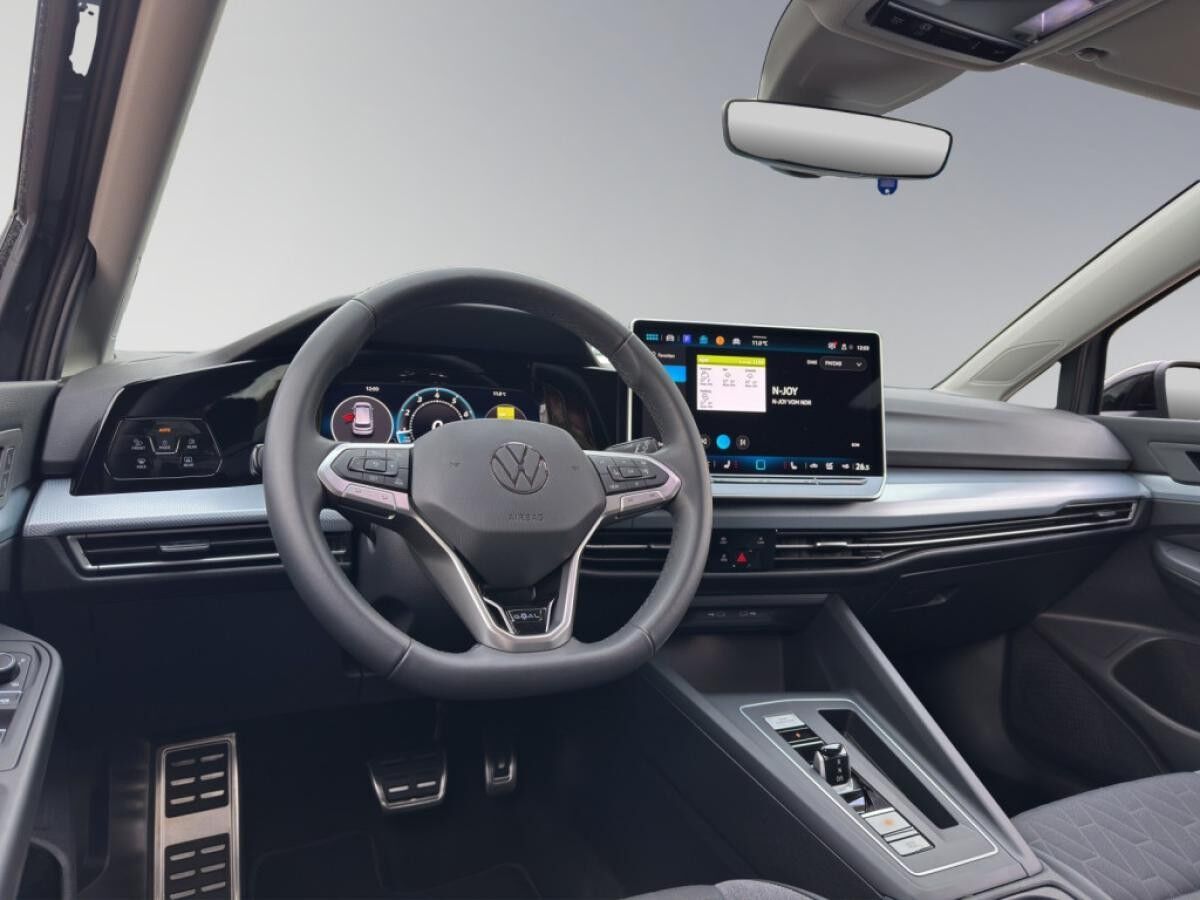 Volkswagen Golf VIII