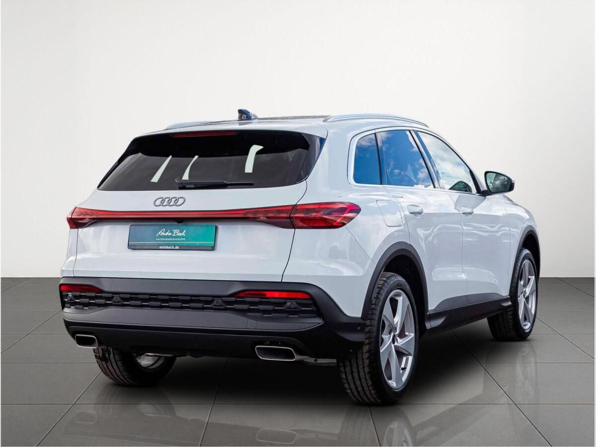 Audi Q5 SUV TFSI TECH-Paket Mildhybrid