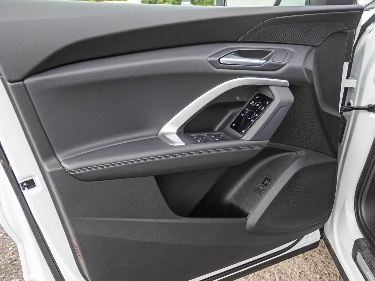 Audi Q5 SUV TFSI TECH-Paket Mildhybrid