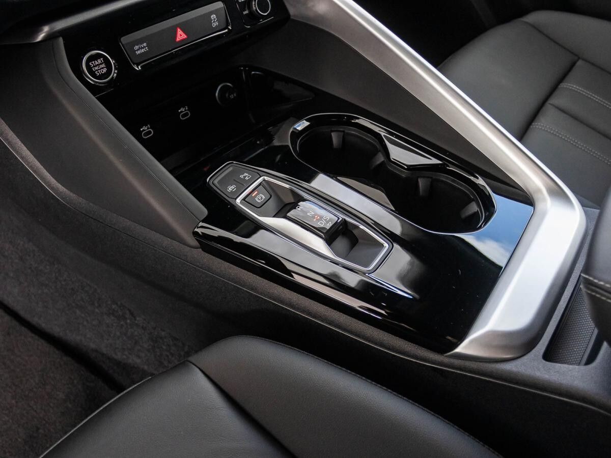 Audi Q5 SUV TFSI TECH-Paket Mildhybrid