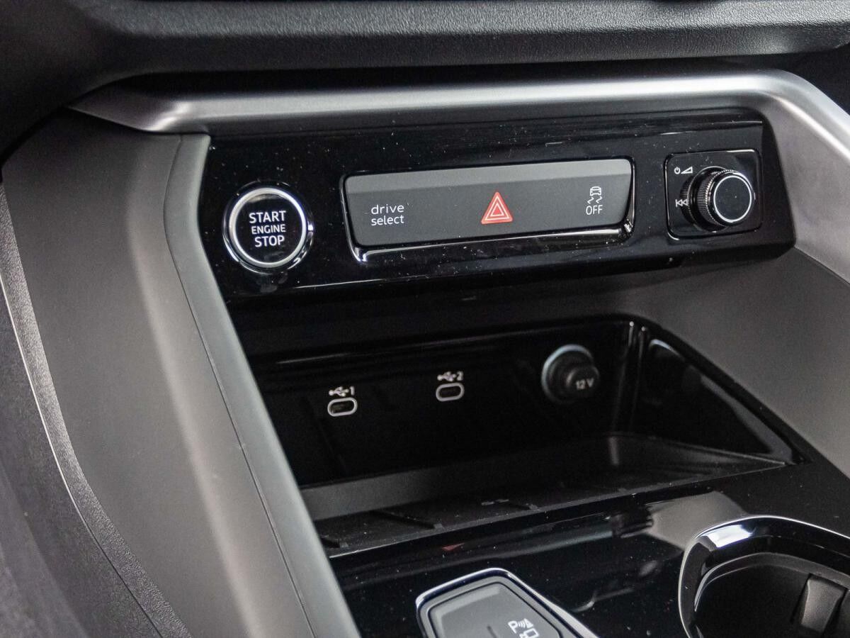 Audi Q5 SUV TFSI TECH-Paket Mildhybrid