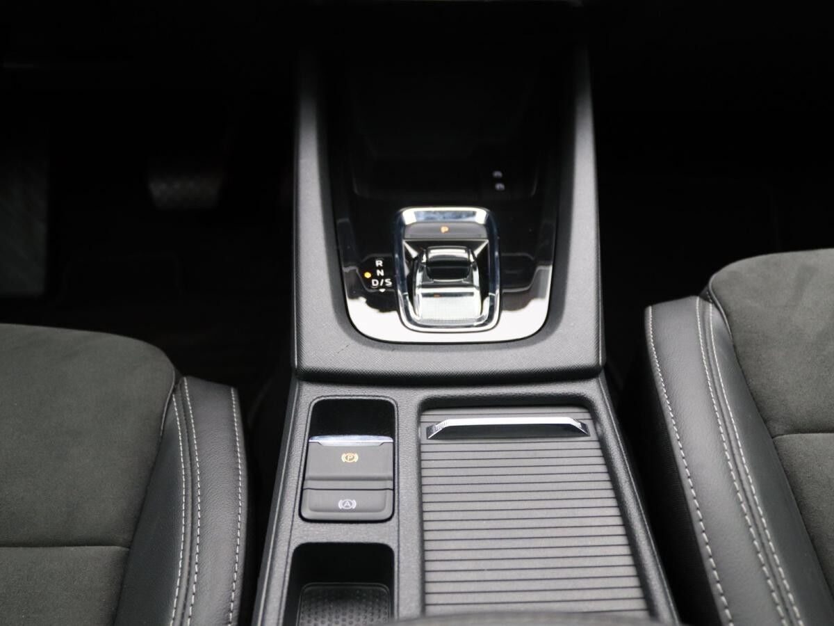 Skoda Octavia Combi Style 2.0TDI DSG / Navi, Pano, LED