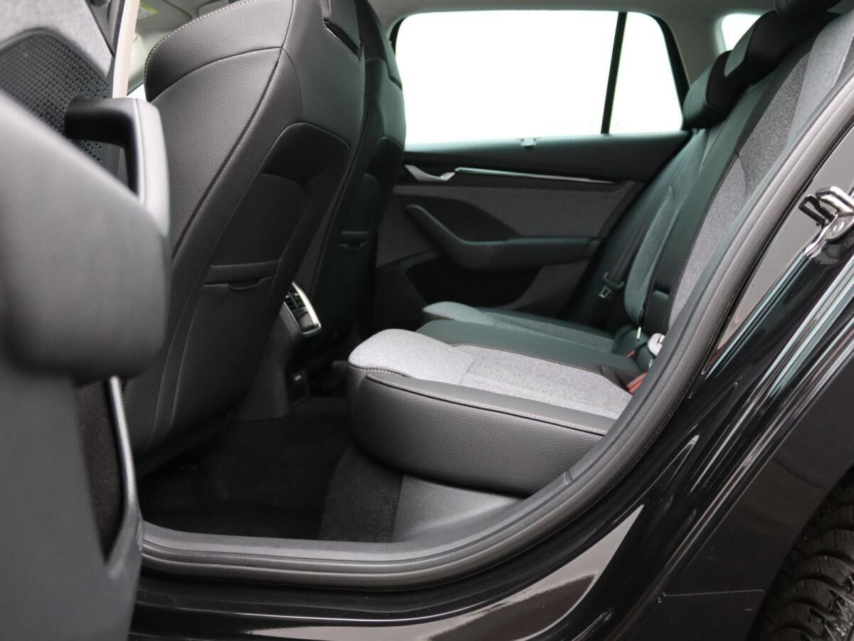 Skoda Octavia Combi Selection 2.0 TDI DSG/ Matrix, ACC