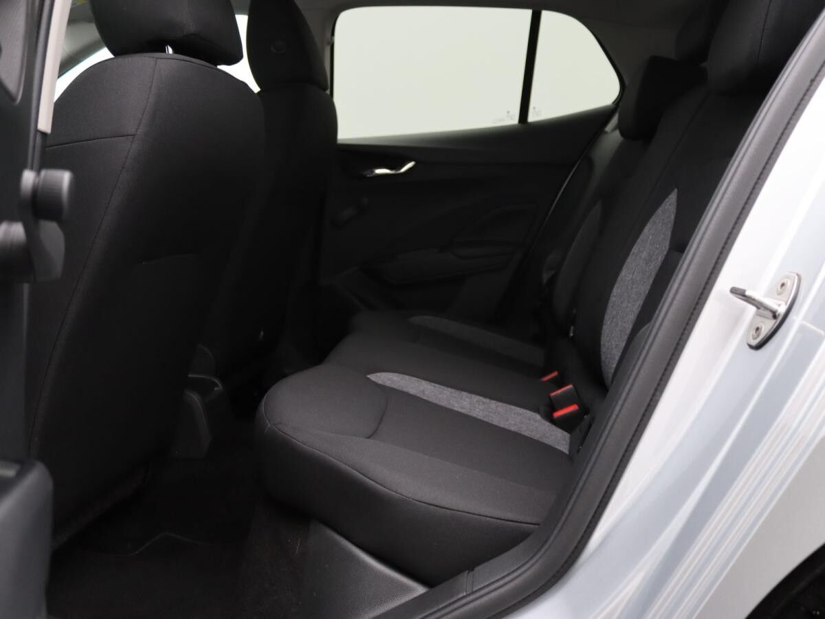 Skoda Fabia Active 1.0 TSI / LED, PDC, SHZ, SmartLink