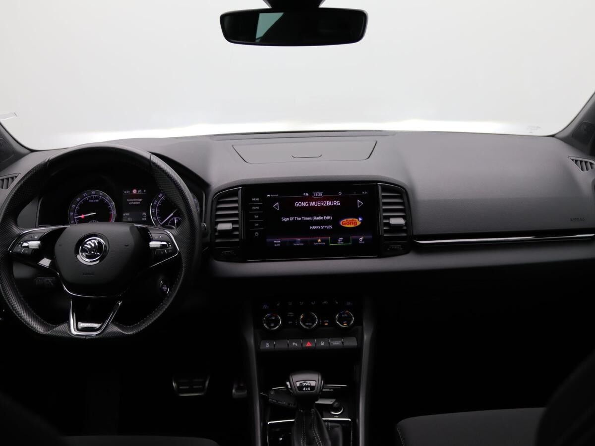 Skoda Karoq Sportline 2.0 TDI 4x4 DSG / LED, ACC, Navi