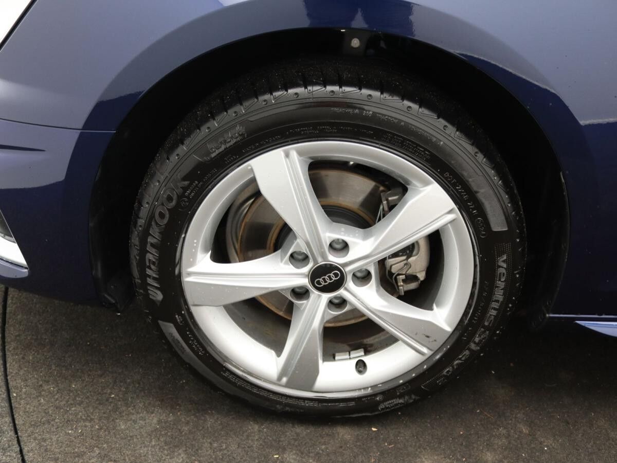 Audi A4 Avant advanced 35TDI S-tronic/ Navi, AHK, LED