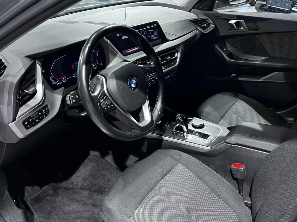 BMW 118 Advantage ACC+LED+SHZ+Kam+Navi