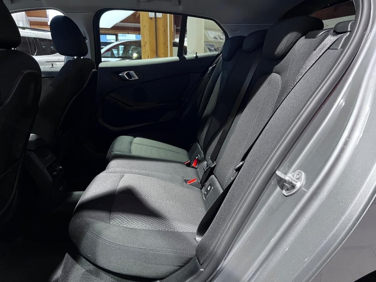 BMW 118 Advantage ACC+LED+SHZ+Kam+Navi