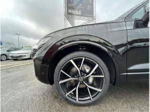 Volkswagen Touareg R-Line V6 TDI 4MOTION AHK Pano Head Up
