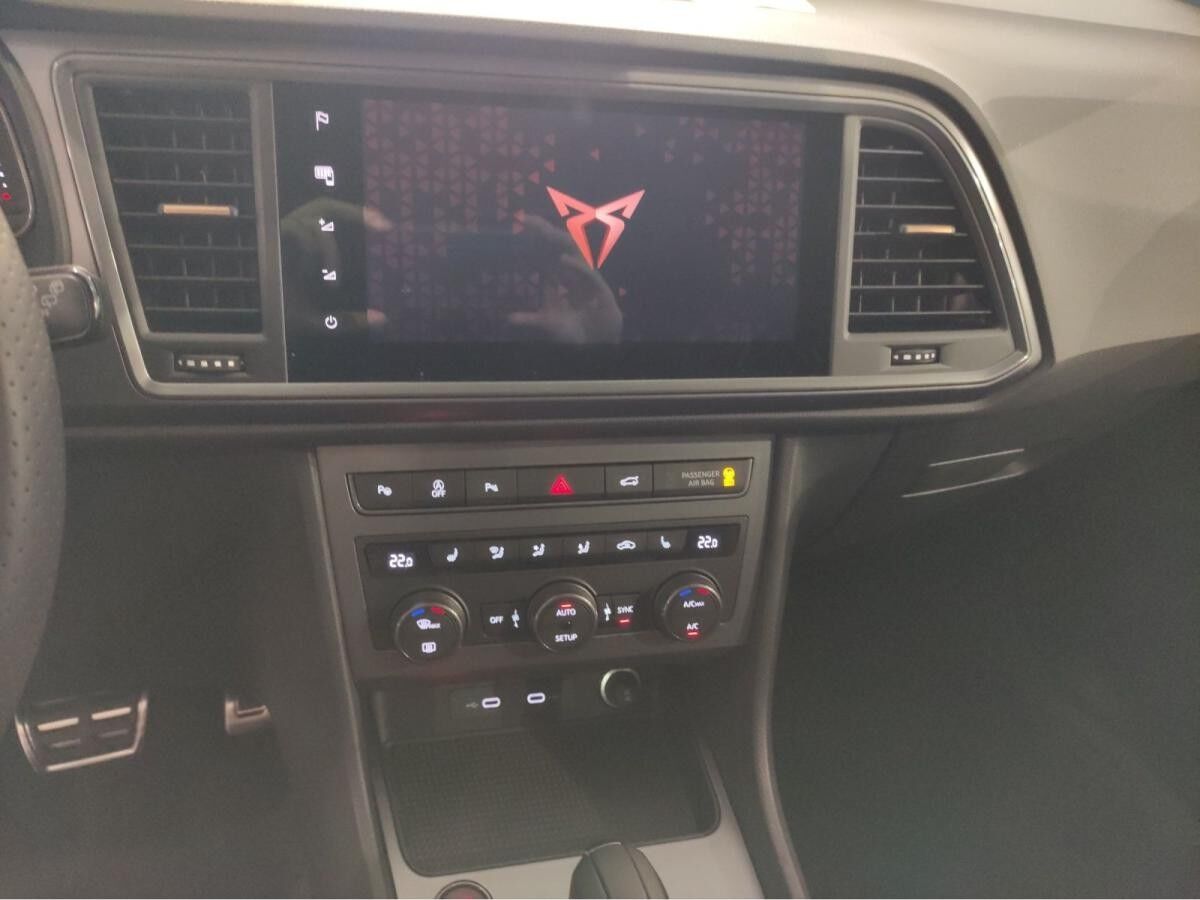 Cupra Ateca 1.5 TSI DSG AHK Fahrassistenzpaket