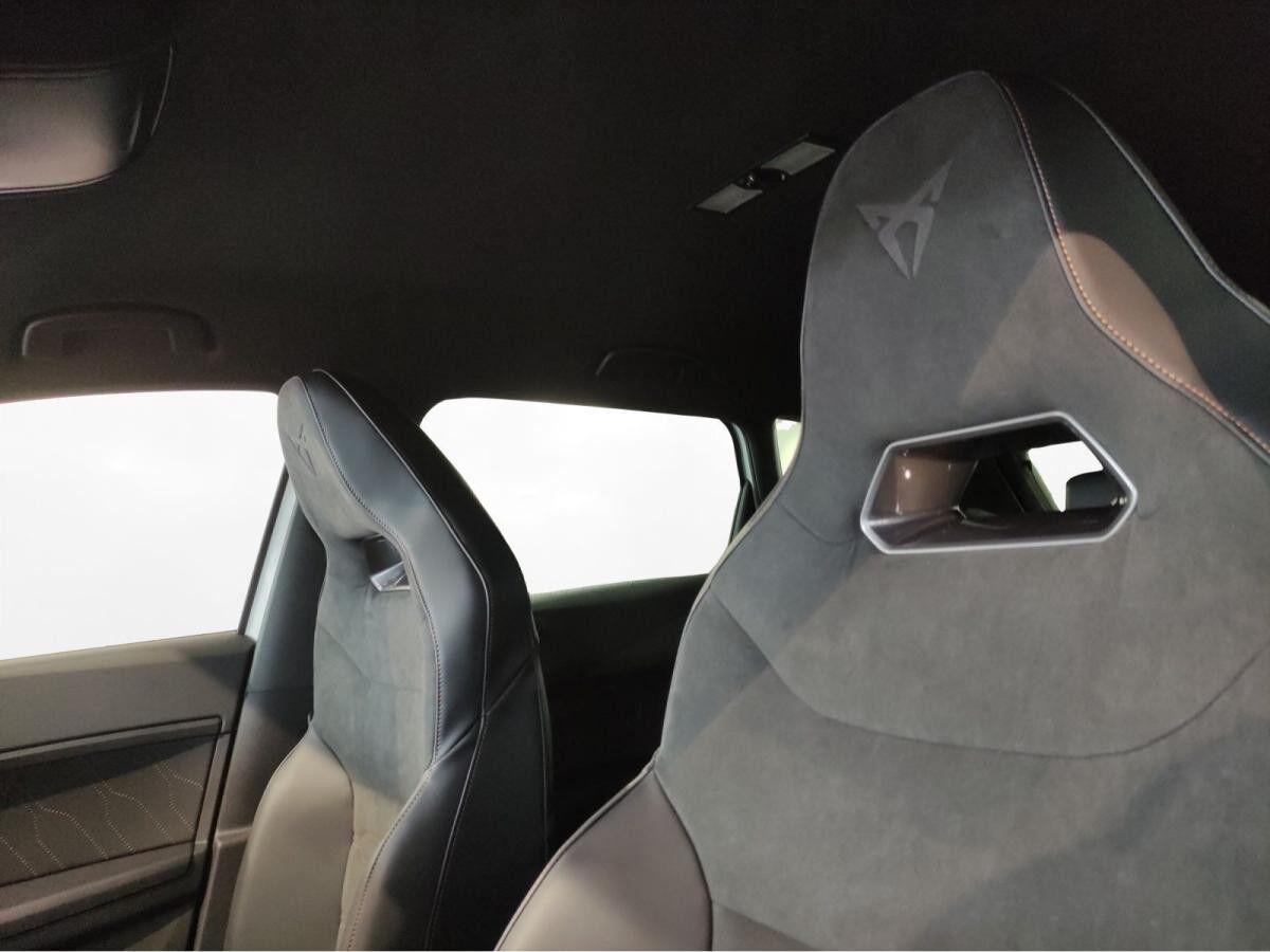 Cupra Ateca 1.5 TSI DSG AHK Fahrassistenzpaket