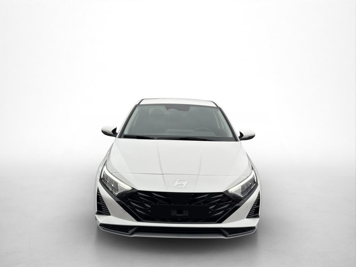 Hyundai i20 Prime "Weiß" 74 KW Prime 100PS Automatik  **Gewerbe** **sofort verfügbar** Navi Digitales Cockp