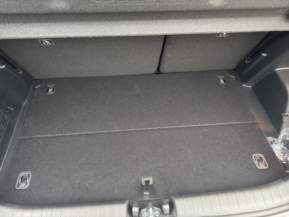 Hyundai i20 Prime "Weiß" 74 KW Prime 100PS Automatik  **Gewerbe** **sofort verfügbar** Navi Digitales Cockp