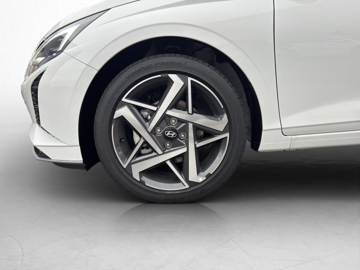Hyundai i20 Prime "Weiß" 74 KW Prime 100PS Automatik  **Gewerbe** **sofort verfügbar** Navi Digitales Cockp
