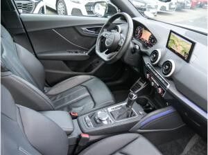 Audi Q2 35 TFSI S-Line AHK Dynamikpaket+ Virtual