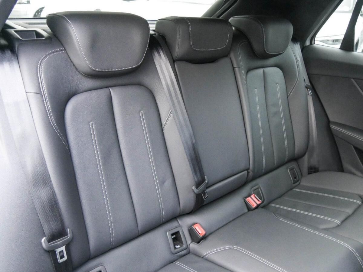 Audi Q2 35 TFSI S-Line AHK Dynamikpaket+ Virtual