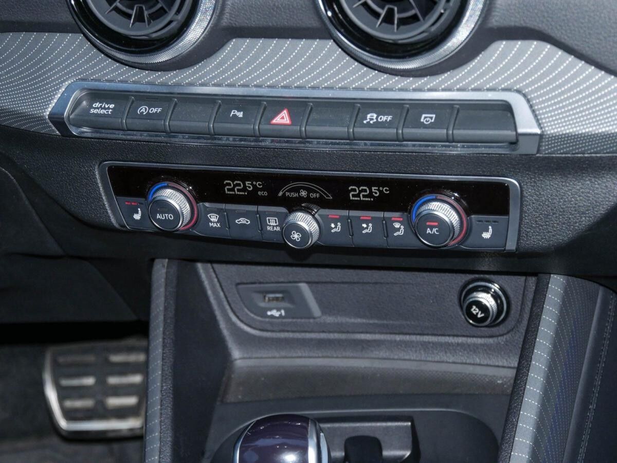 Audi Q2 35 TFSI S-Line AHK Dynamikpaket+ Virtual