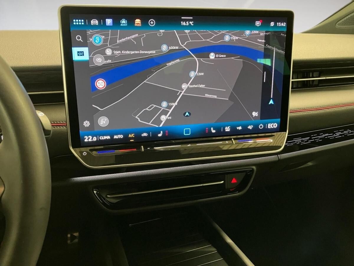 Volkswagen ID.7 GTX NP.75T ACC.5J-G.WÄRMEPUMPE.AHK.AREA-VIEW.NAVI.HUD.LED.LKRD-HZG