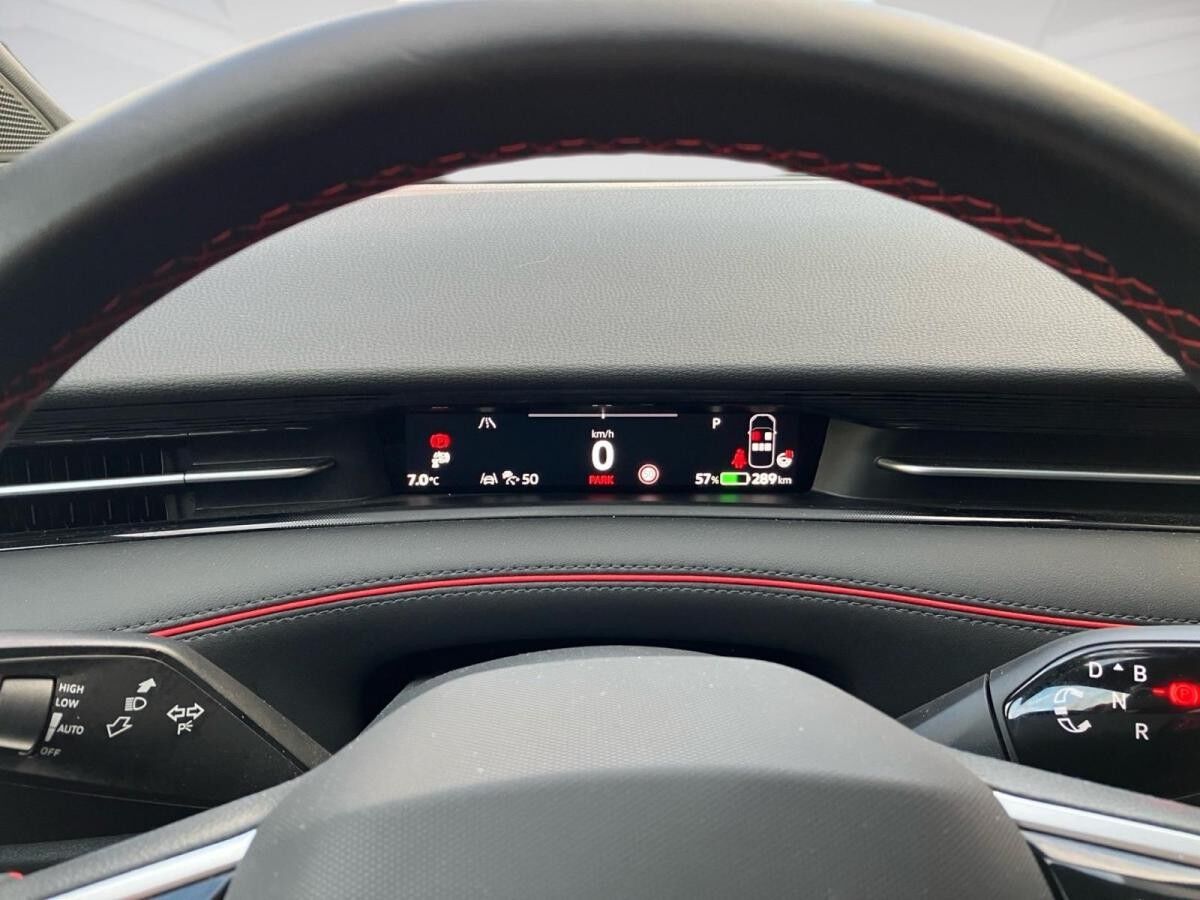 Volkswagen ID.7 GTX NP.75T ACC.5J-G.WÄRMEPUMPE.AHK.AREA-VIEW.NAVI.HUD.LED.LKRD-HZG