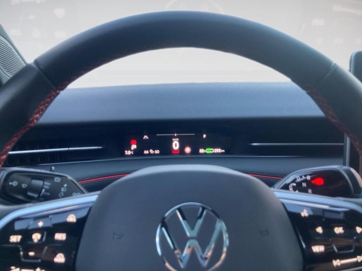 Volkswagen ID.7 Tourer GTX NP.78T ACC.5J-G.WÄRMEPUMPE.AHK.AREA-VIEW.NAVI.HUD.PANO.LKRD-HZG