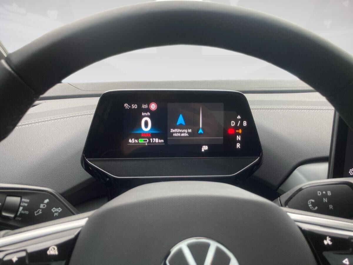 Volkswagen ID.5 PRO NP.70T ACC.5J-G.WÄRMEPUMPE.AHK.AREA-VIEW.NAVIPRO.HARMAN.HUD.PANO