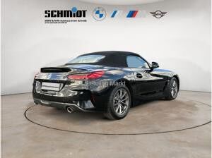 BMW Z4 sDrive30i M Sport / NP= 70.750,- / Adapt. LED
