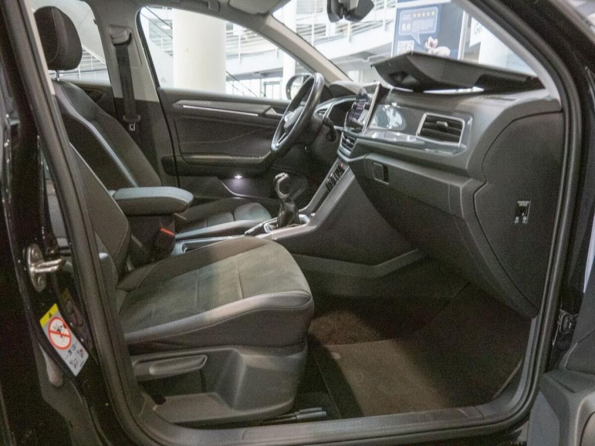 Volkswagen T-Roc 1.0 TSI Style Pano Navi LED Kamera