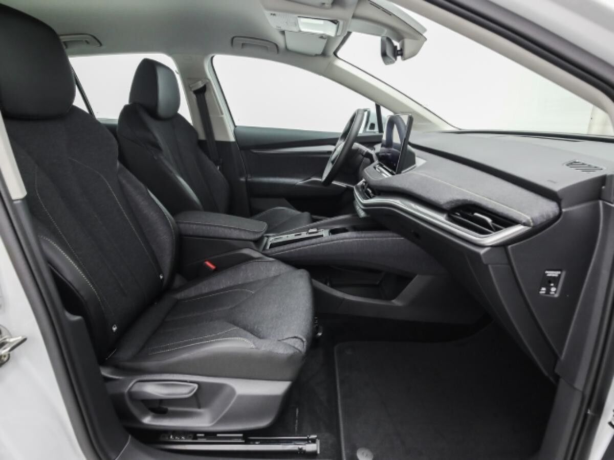Skoda Elroq 60 Loft Navi Sitzheizung ACC
