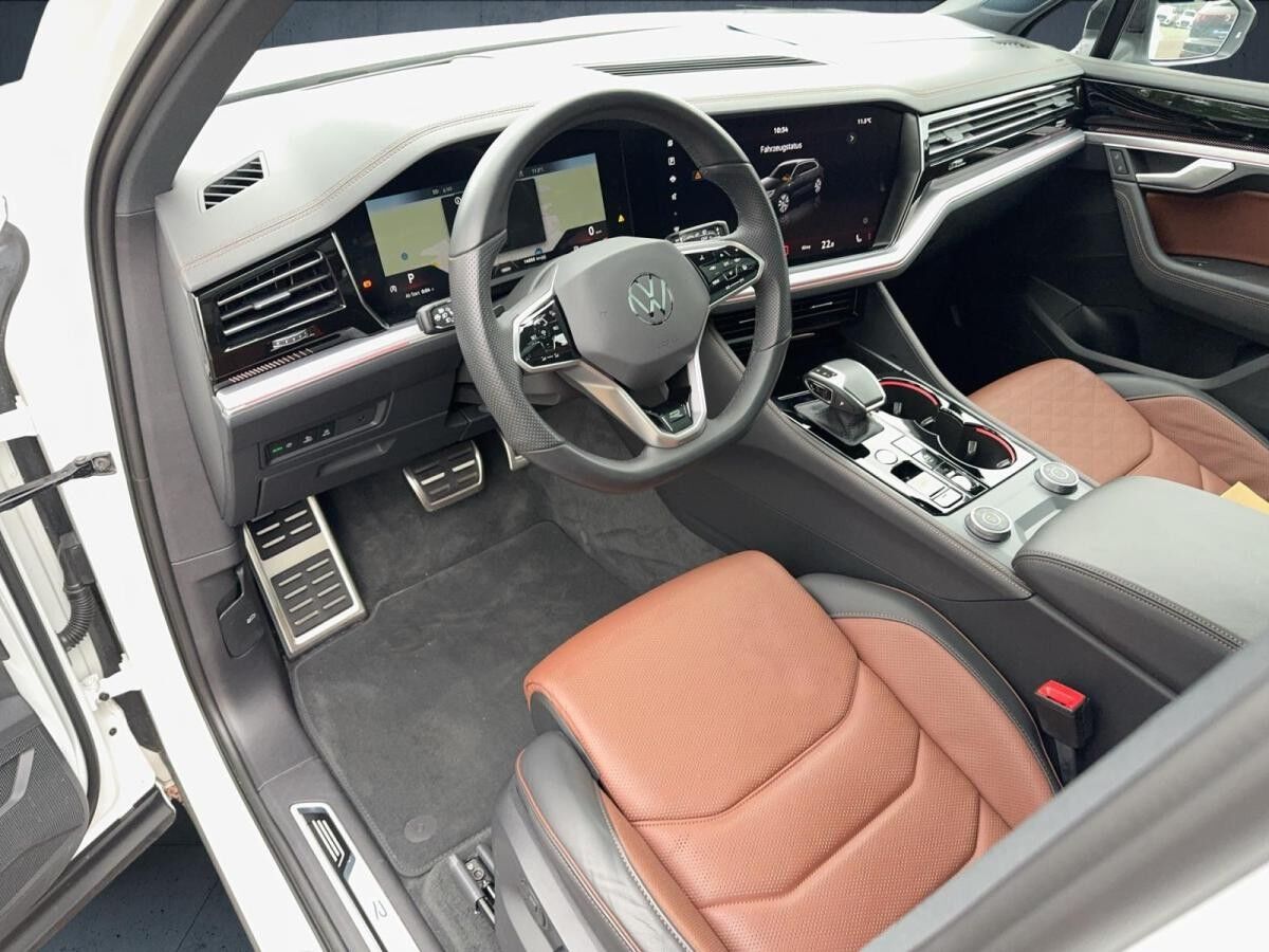 Volkswagen Touareg 3.0 TSI R-Line HUD Pano Std.Heizung