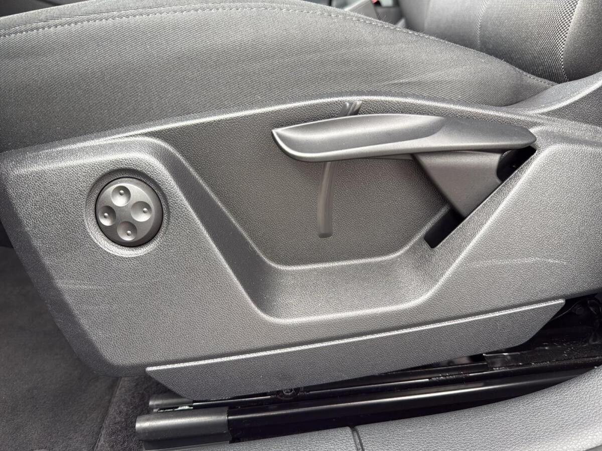 Audi Q2 advanced 35 TFSI S tr. Matrix AHk ACC elHeck