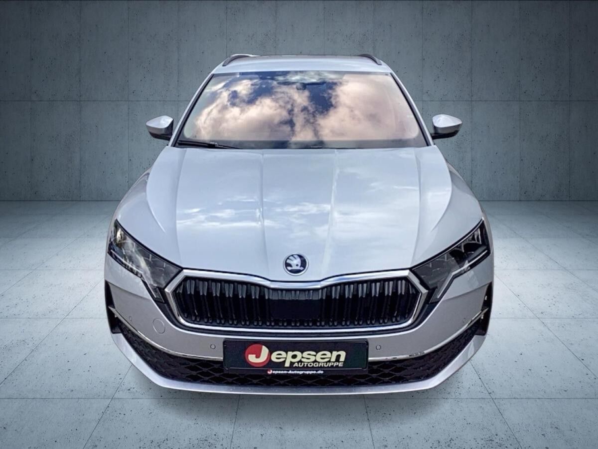 Skoda Octavia Combi Tour 2.0 TDI DSG AHK/MATRIX/eHECK