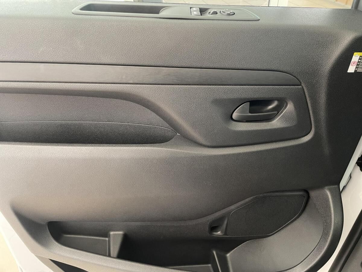 Toyota Proace Electric 75 Kwh L1 Meister (Flügeltüren verblecht)