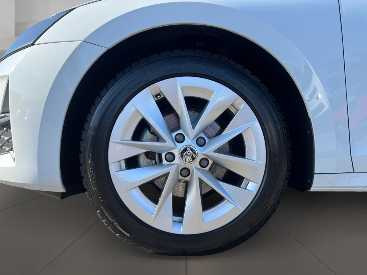 Skoda Octavia Combi Selection TSI DSG *SHZ*PDC*