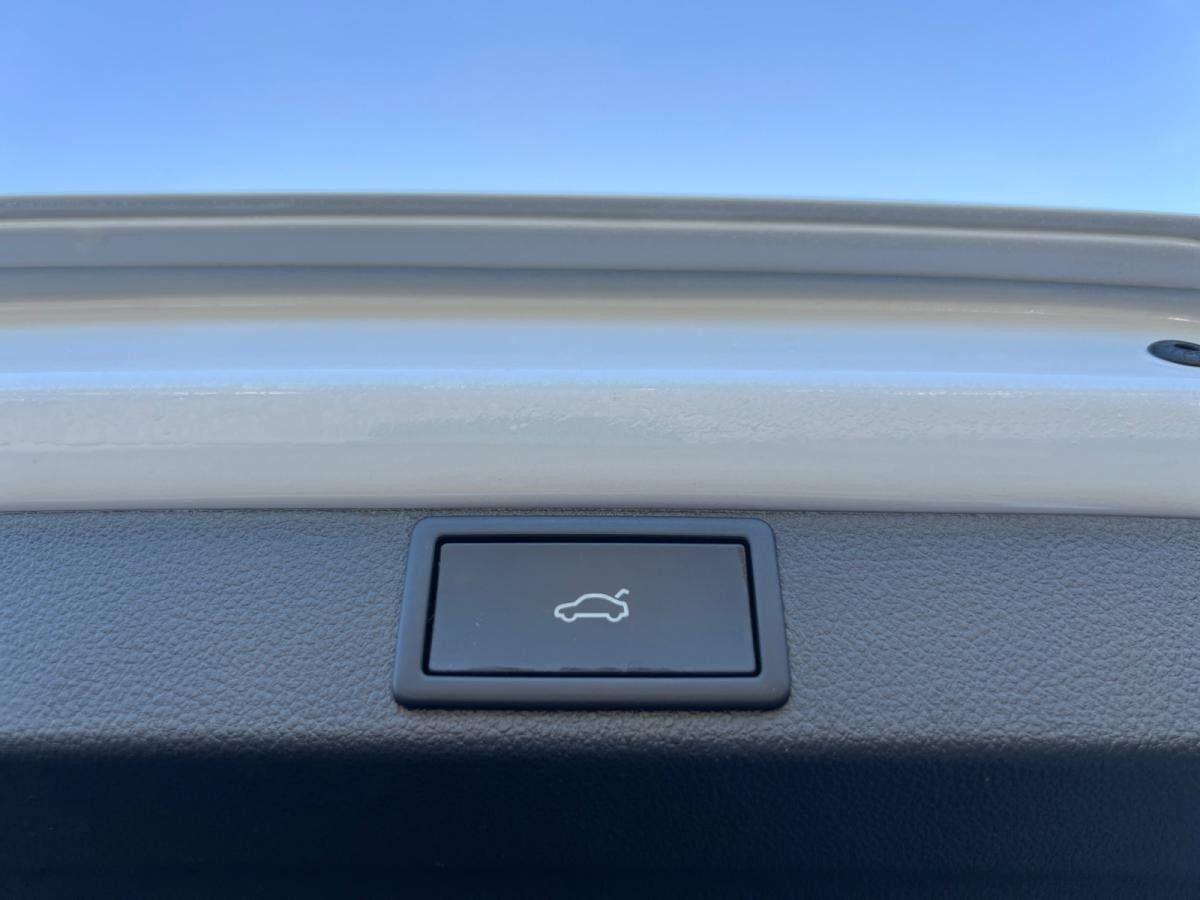 Skoda Octavia Combi Selection TSI DSG *SHZ*PDC*