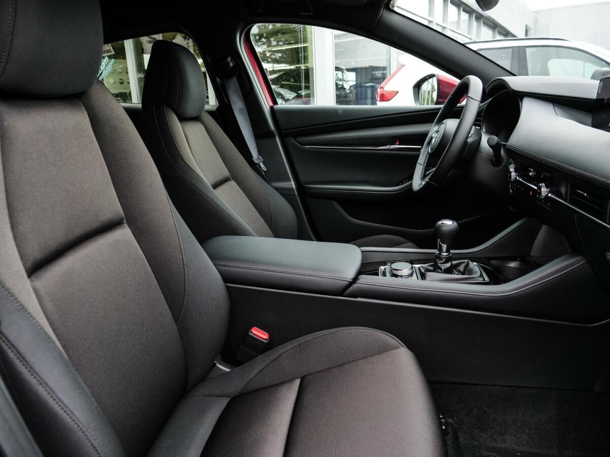 Mazda 3 2025 e-SKYACTIV-G 2.5L 140ps 6MT FWD Exclusive-line